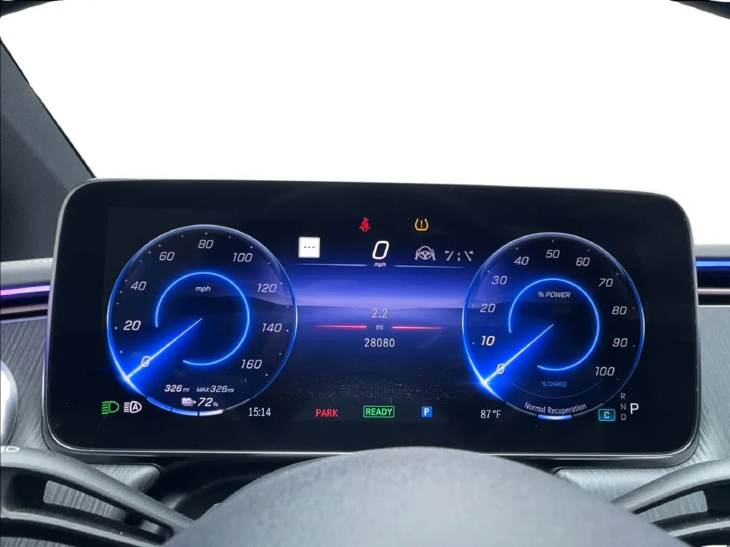 Mercedes-Benz EQS photo 39
