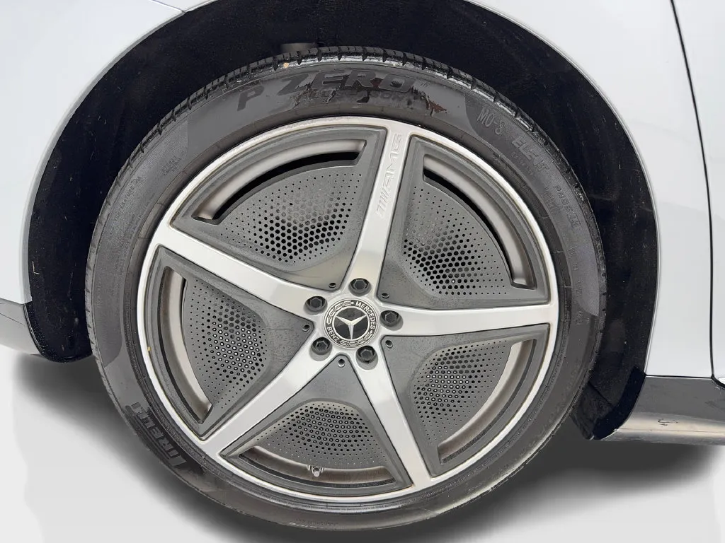 Mercedes-Benz EQE photo 12