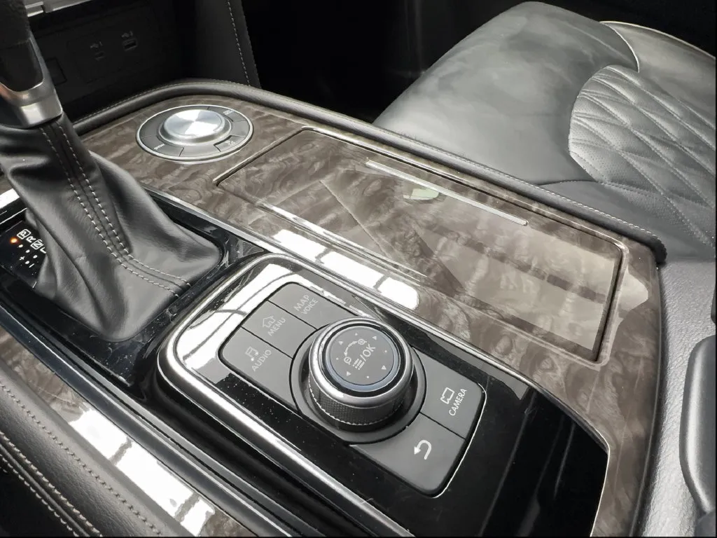 Nissan Armada photo 56