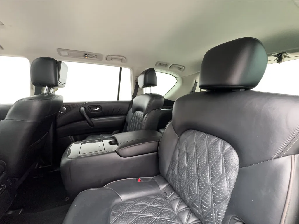 Nissan Armada photo 28