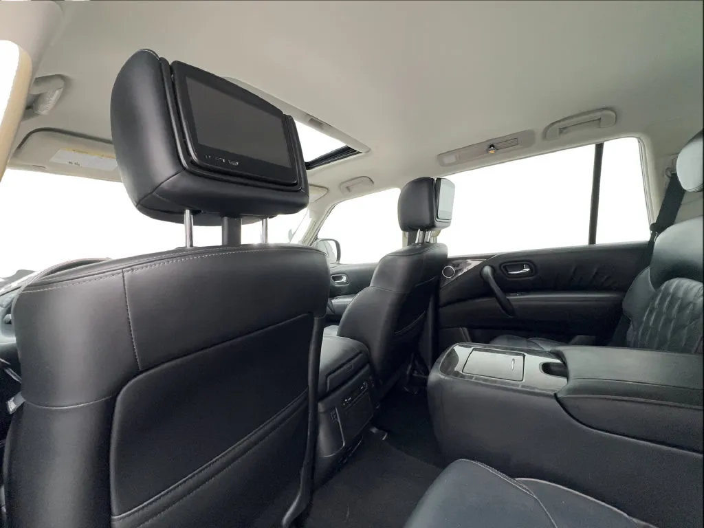 Nissan Armada photo 27
