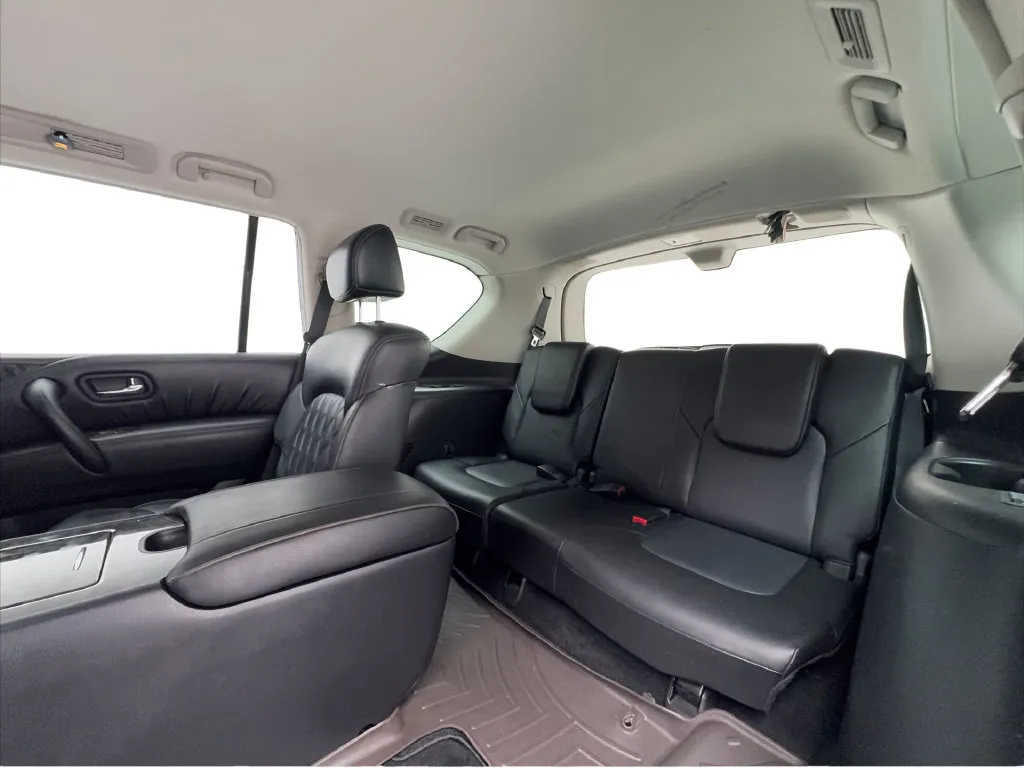 Nissan Armada photo 29