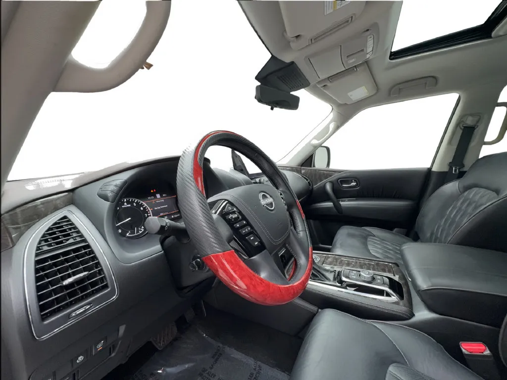 Nissan Armada photo 23