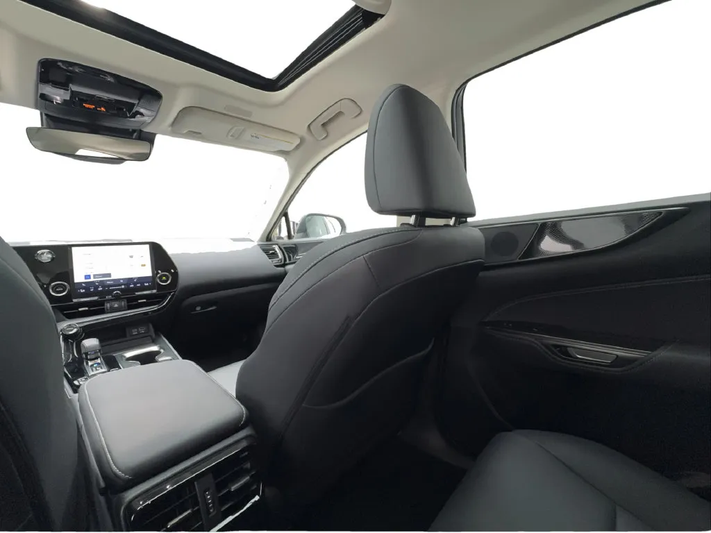 Lexus NX photo 44