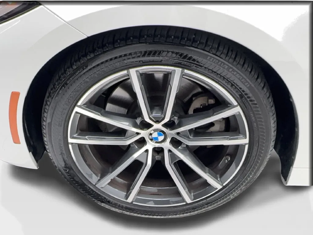 BMW 4 Series photo 16