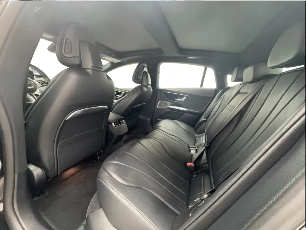 Mercedes-Benz EQE photo 22