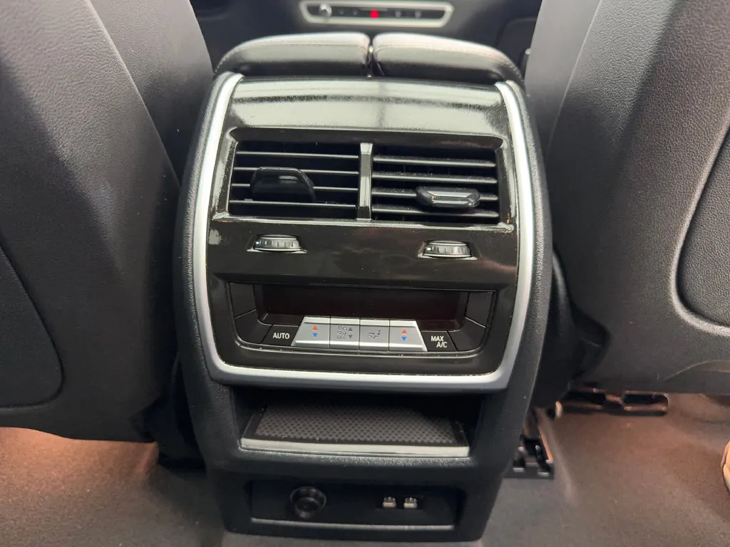 BMW X5 photo 28