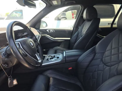 More photos of 2024 BMW X5 sDrive40i at Autos of Dallas - Plano, TX
