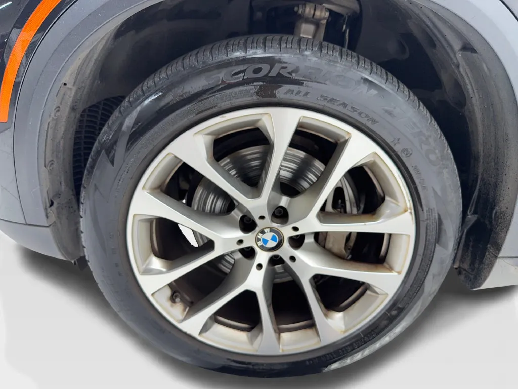 BMW X5 photo 12