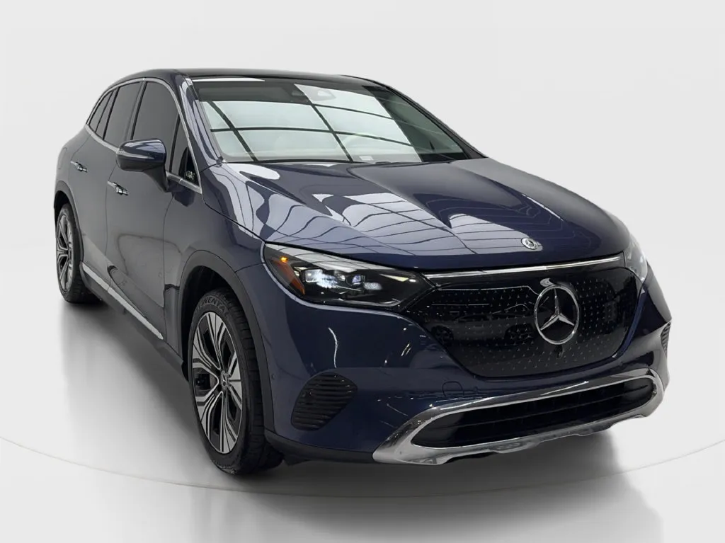 Mercedes-Benz EQE photo 3