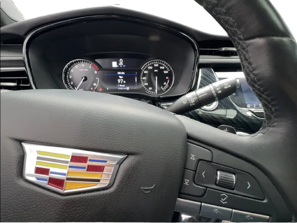 Cadillac XT6 photo 48