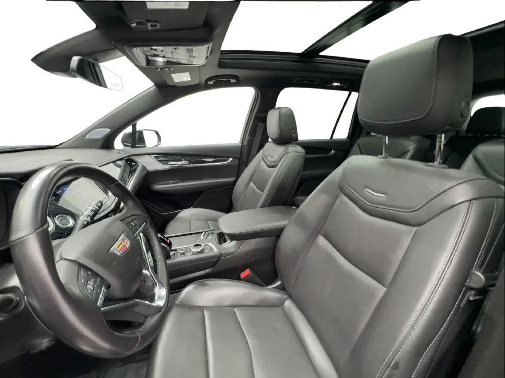 Cadillac XT6 photo 21