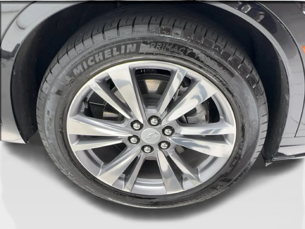 Cadillac XT6 photo 16