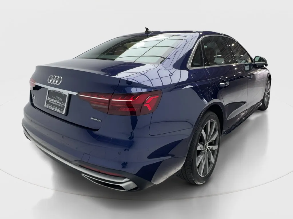 Audi A4 photo 8