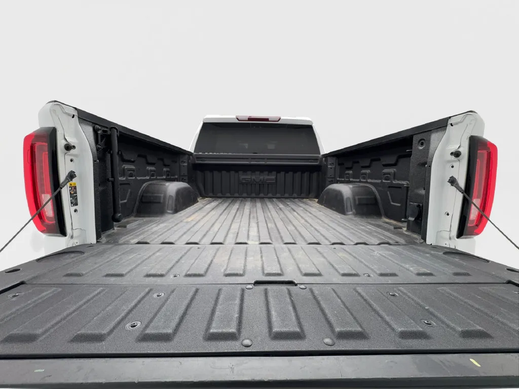 GMC Sierra photo 12