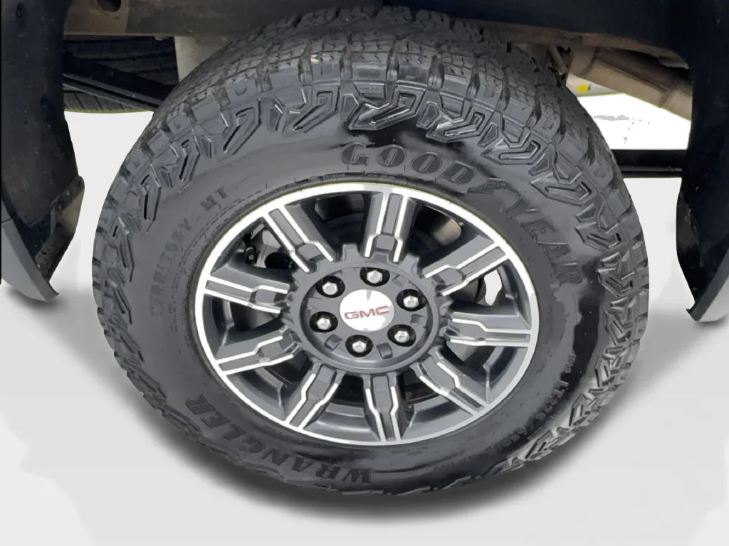 GMC Sierra photo 19
