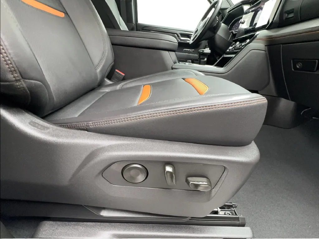 GMC Sierra photo 36