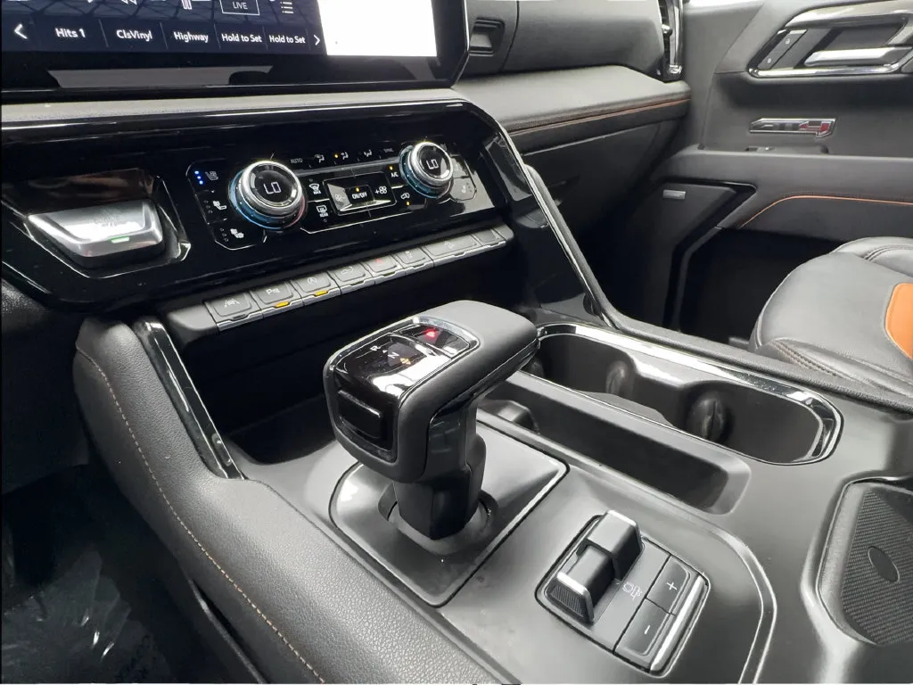GMC Sierra photo 54