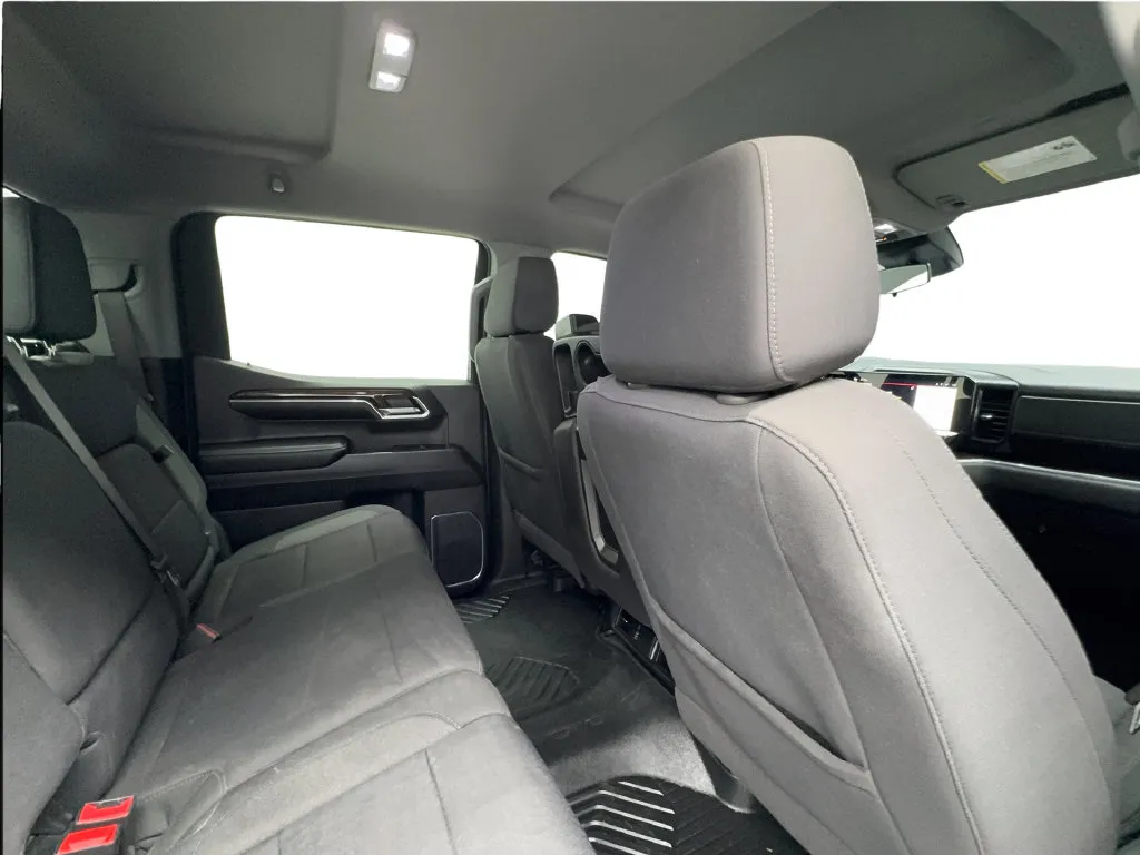GMC Sierra photo 32