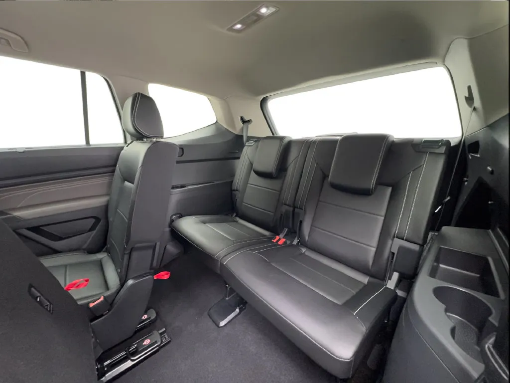 Volkswagen Atlas photo 28