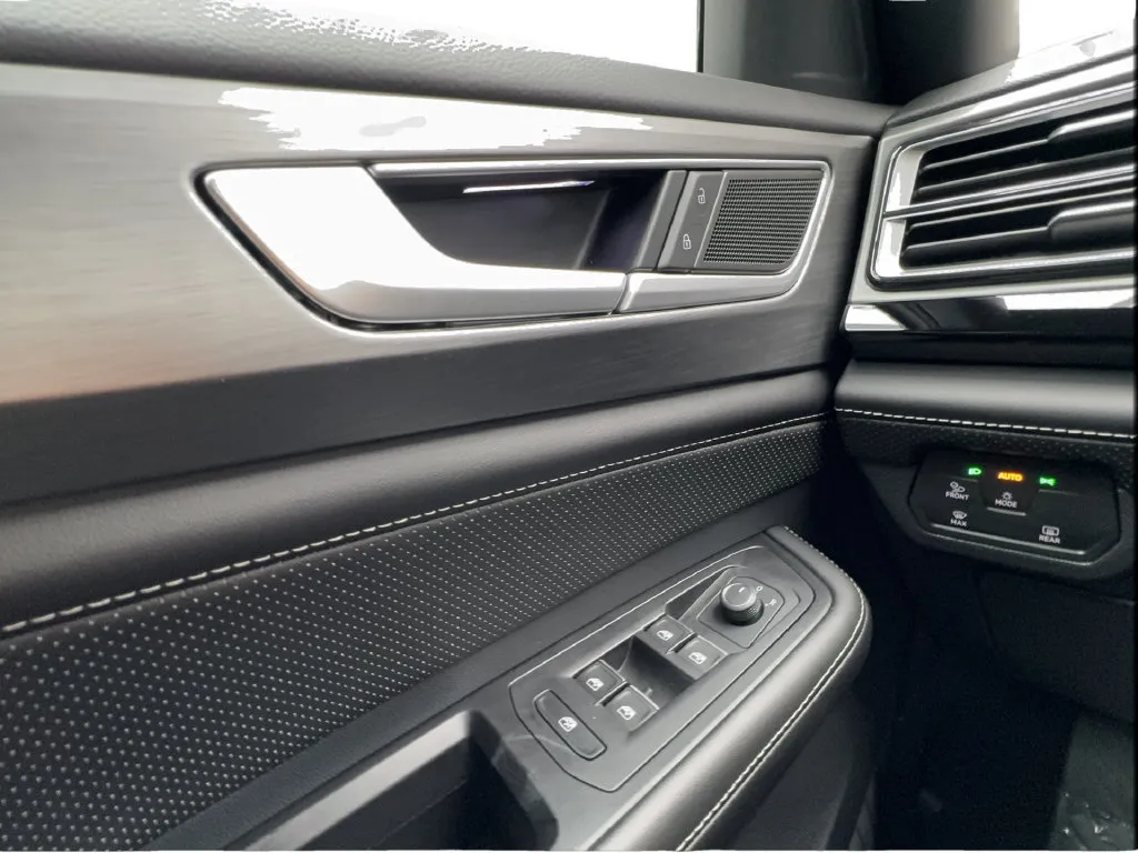 Volkswagen Atlas Cross Sport photo 48