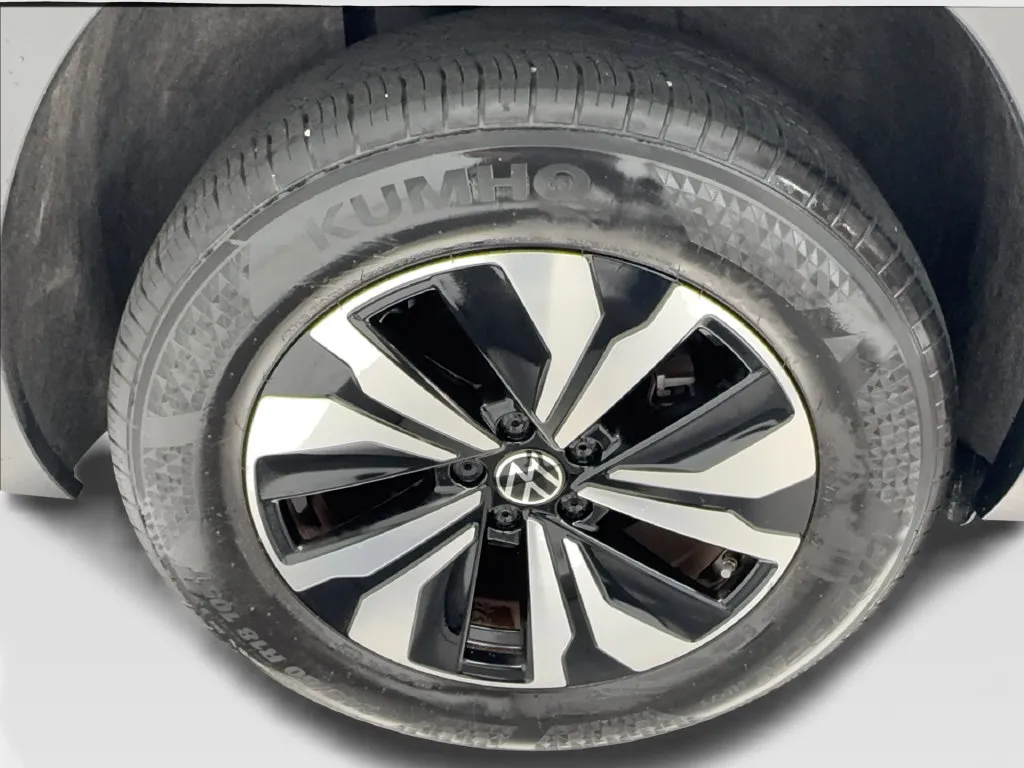 Volkswagen Atlas Cross Sport photo 16