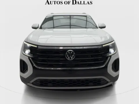 More photos of 2024 Volkswagen Atlas Cross Sport 2.0T SE at Autos of Dallas - Plano, TX