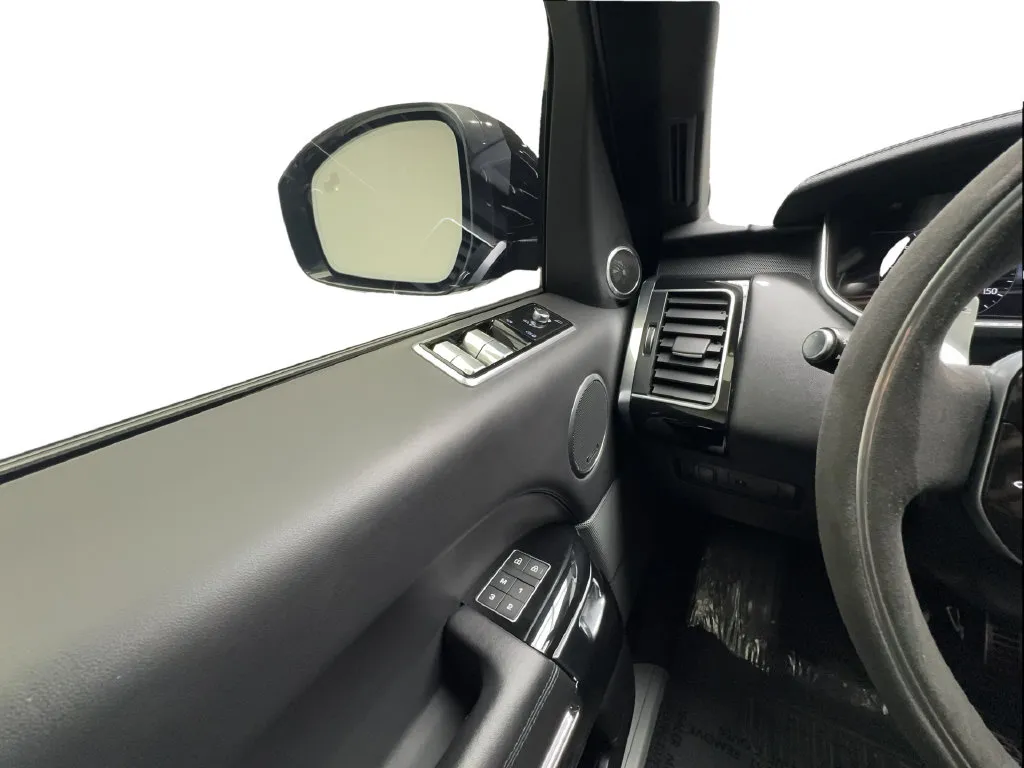 Land Rover Range Rover Sport photo 26