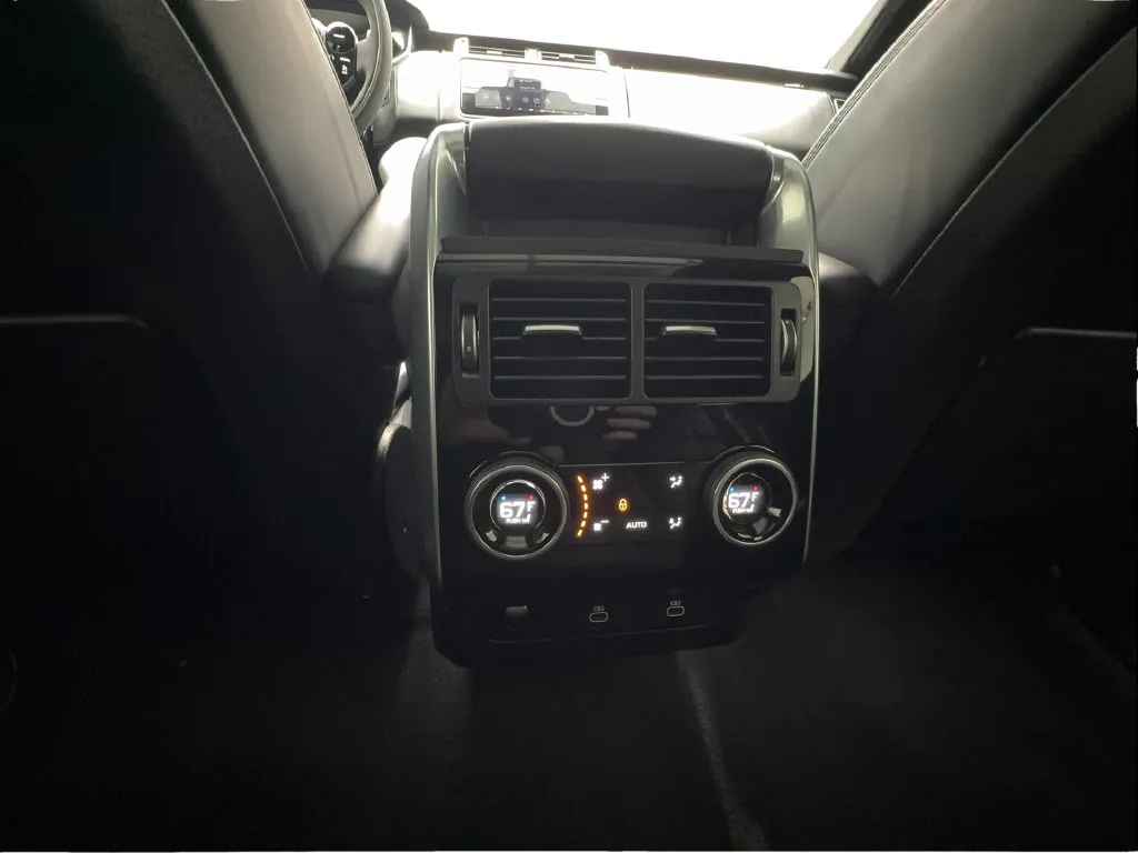 Land Rover Range Rover Sport photo 23
