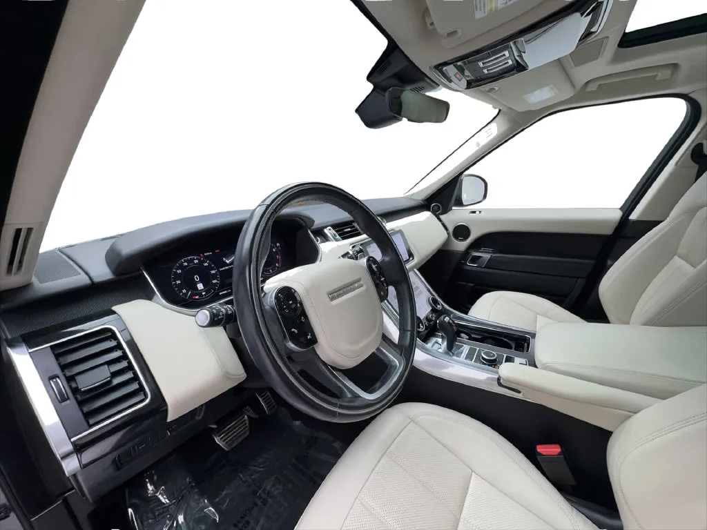 Land Rover Range Rover Sport photo 22