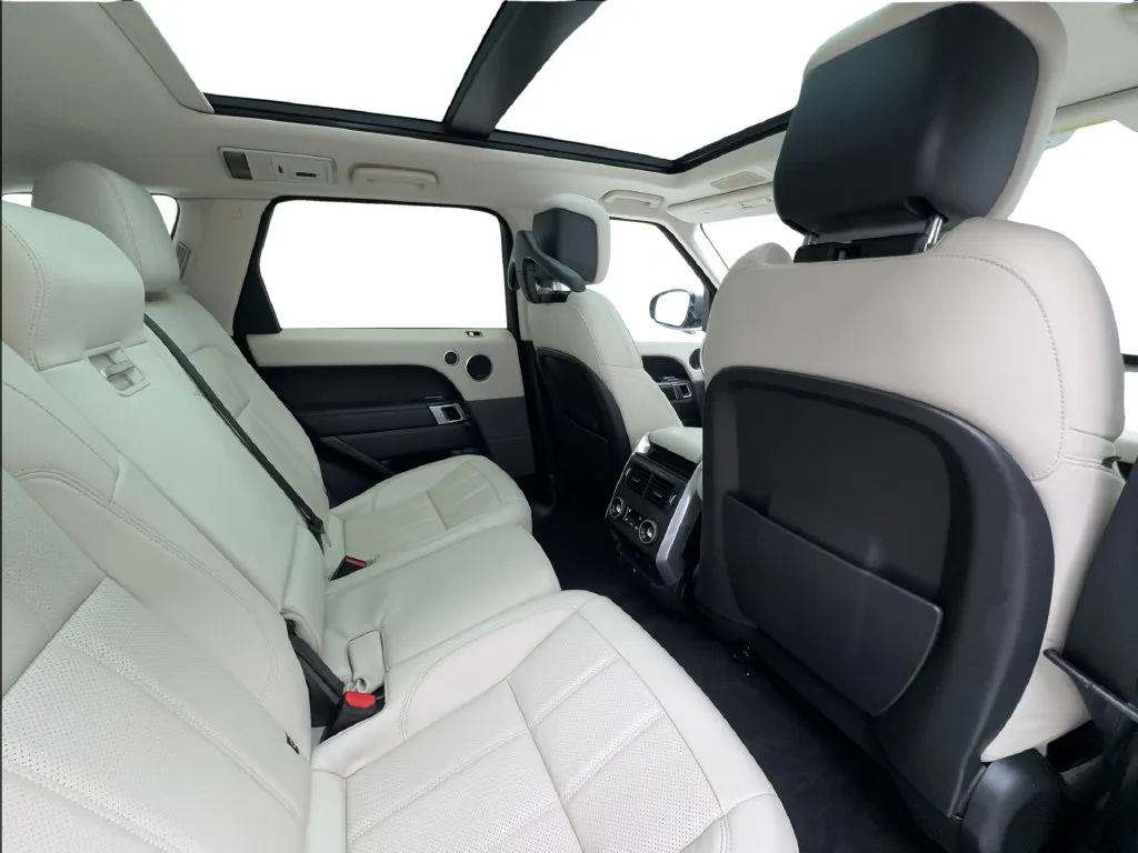 Land Rover Range Rover Sport photo 30