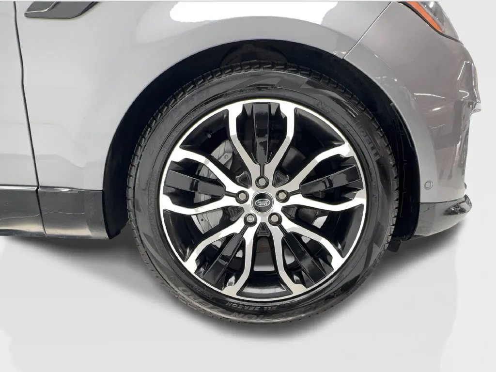 Land Rover Range Rover Sport photo 16