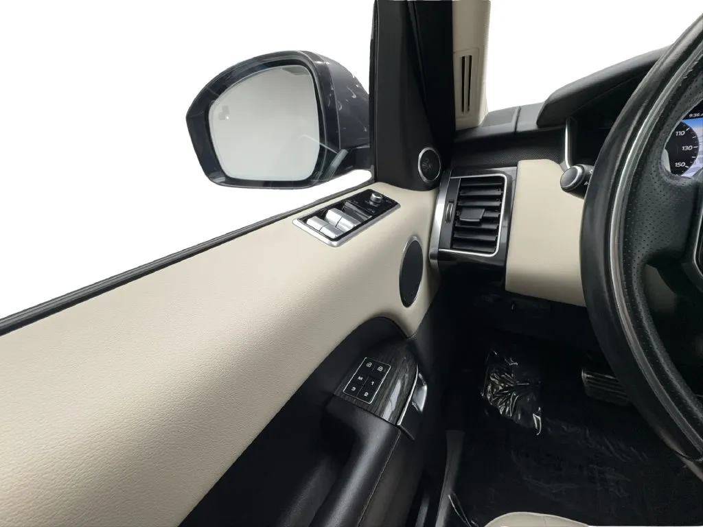 Land Rover Range Rover Sport photo 43