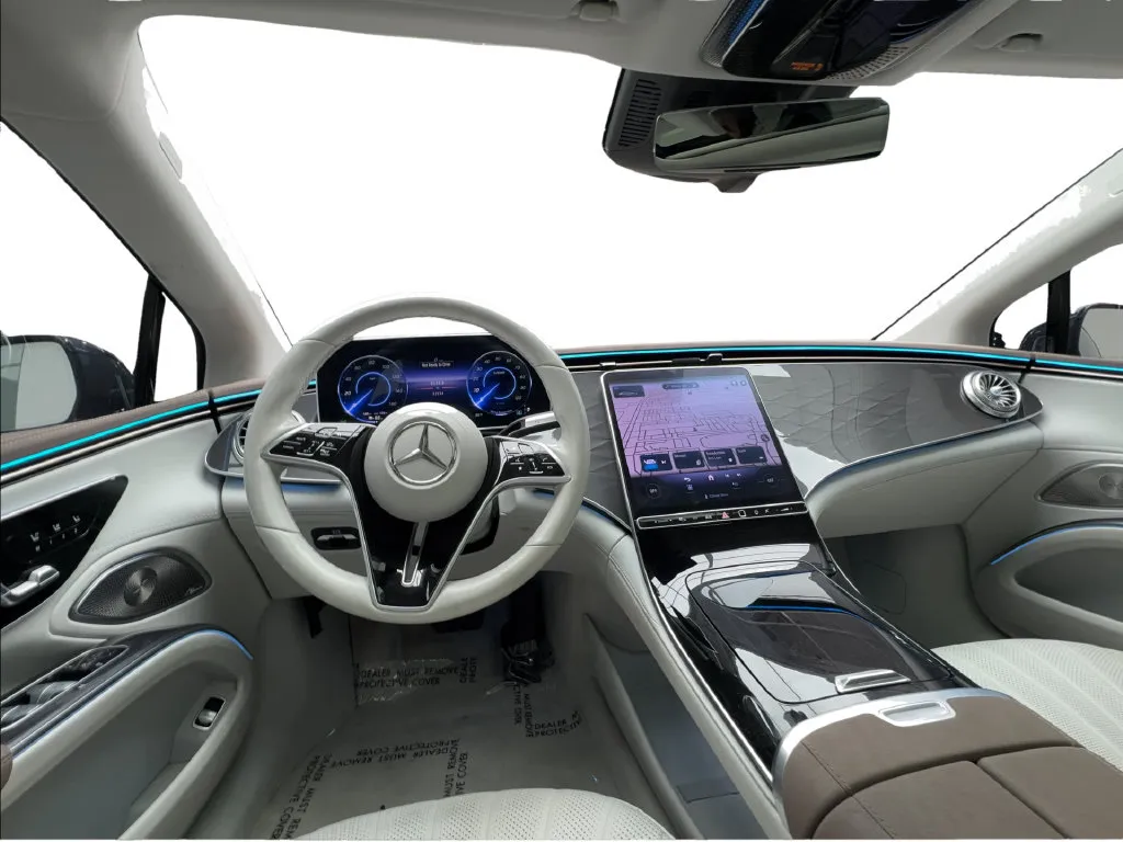 Mercedes-Benz EQS photo 36