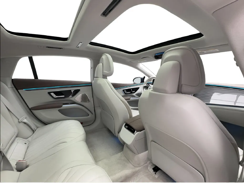 Mercedes-Benz EQS photo 29