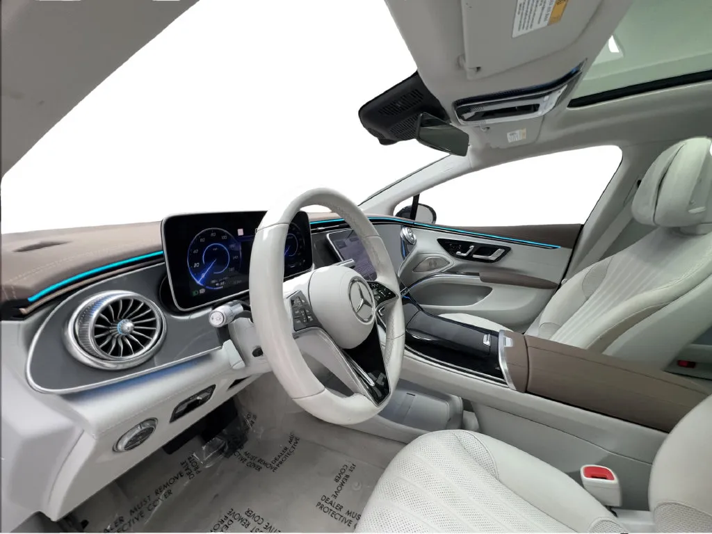 Mercedes-Benz EQS photo 23