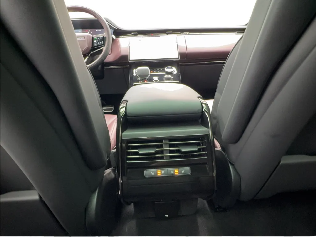 Land Rover Range Rover Sport photo 41