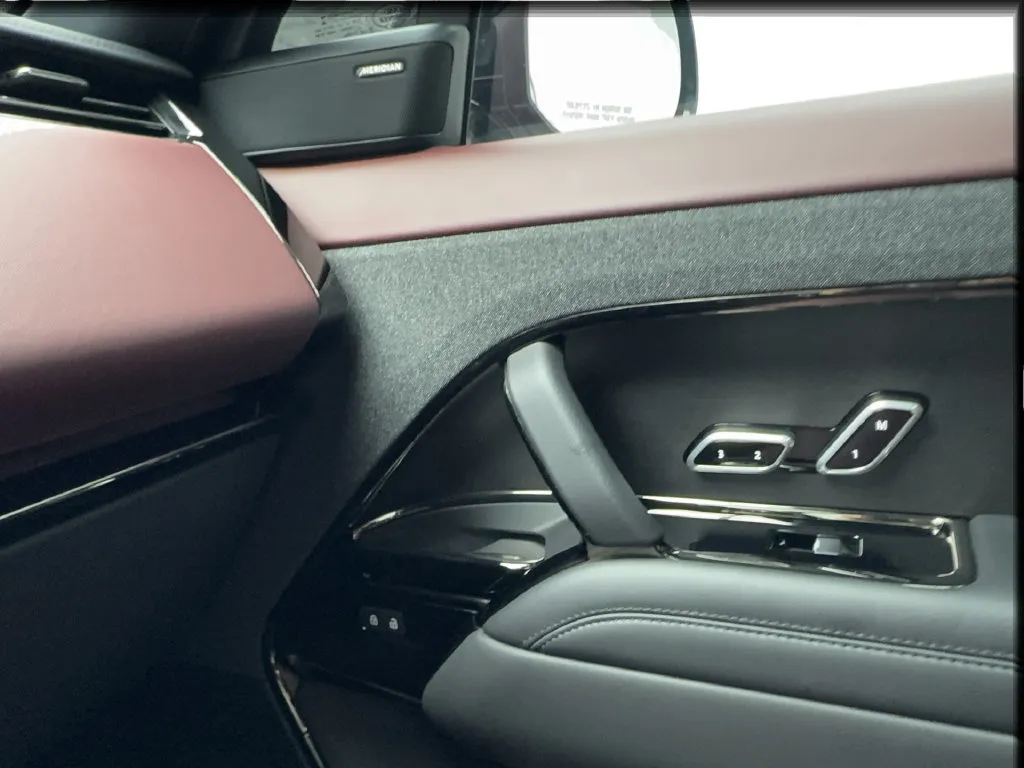Land Rover Range Rover Sport photo 48