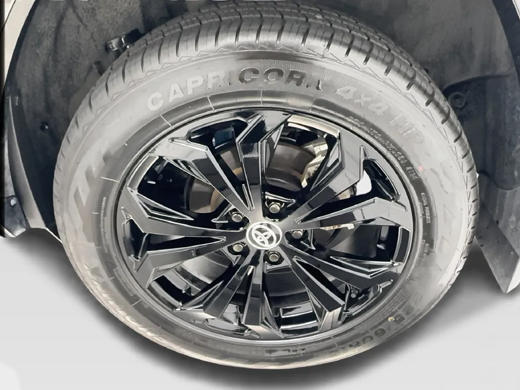 Toyota RAV4 photo 14