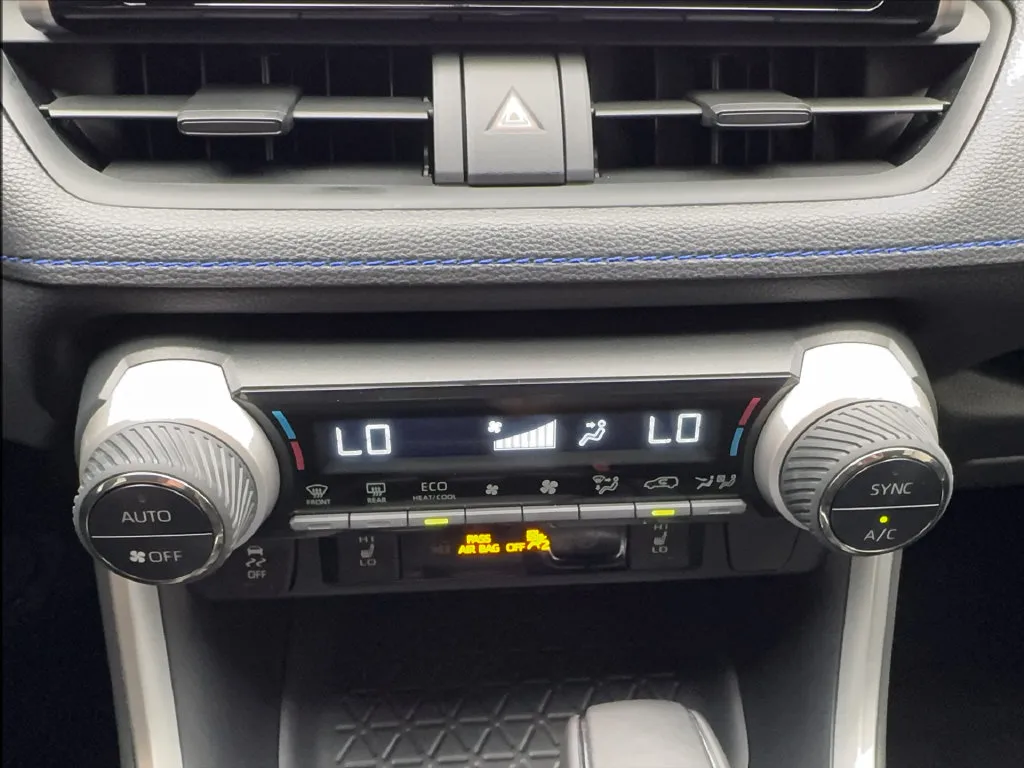 Toyota RAV4 photo 53