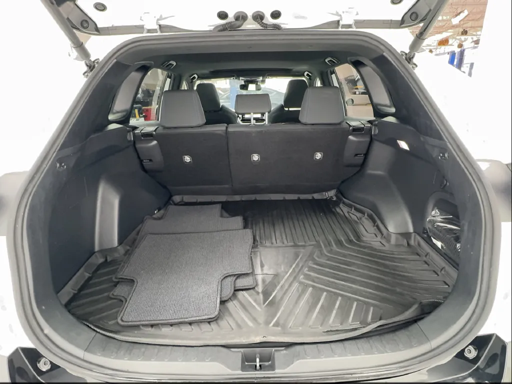 Toyota RAV4 photo 19