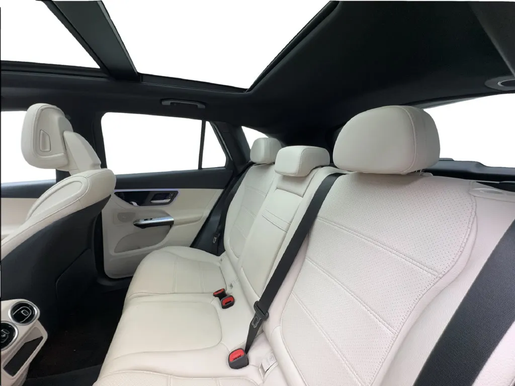 Mercedes-Benz GLC photo 27