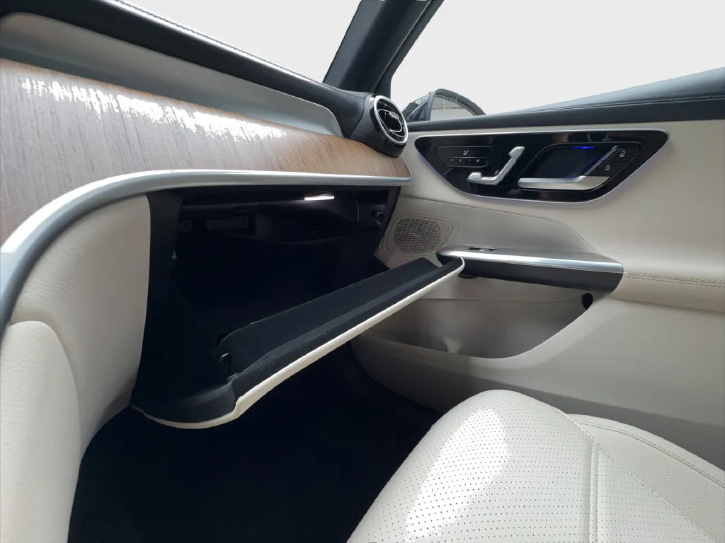 Mercedes-Benz GLC photo 52