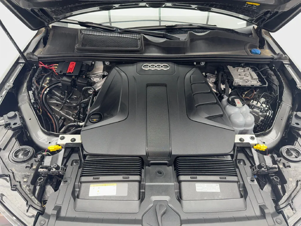 Audi Q7 photo 19