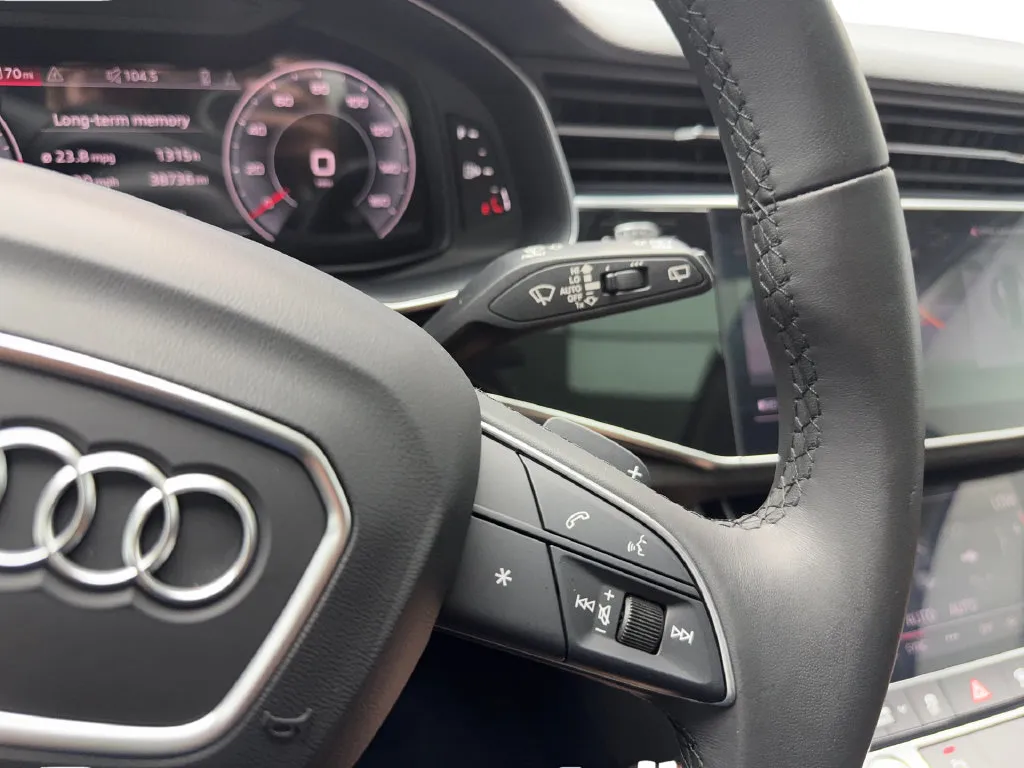Audi Q7 photo 41
