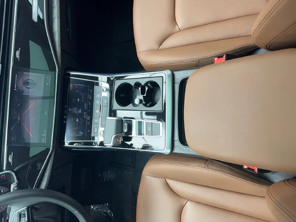Audi Q7 photo 35