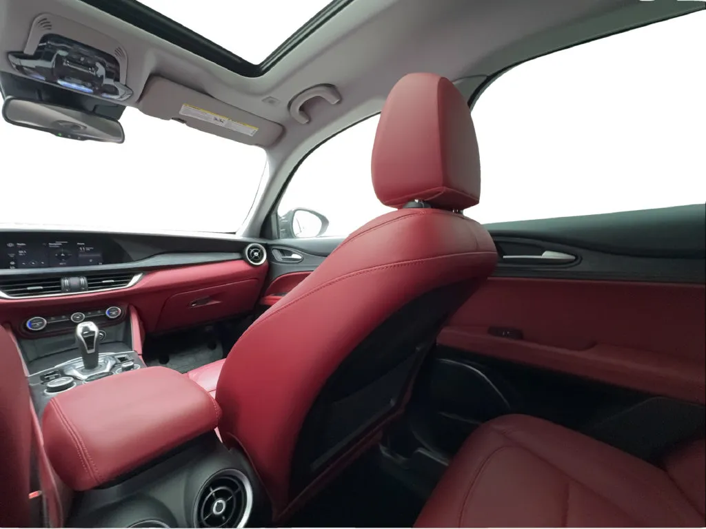 Alfa Romeo Stelvio photo 40