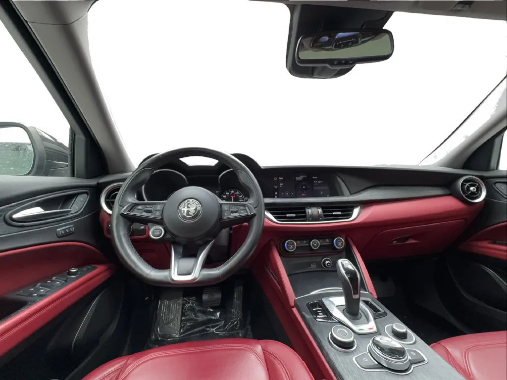 Alfa Romeo Stelvio photo 41
