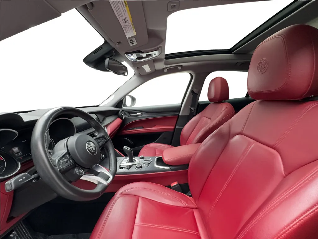 Alfa Romeo Stelvio photo 20