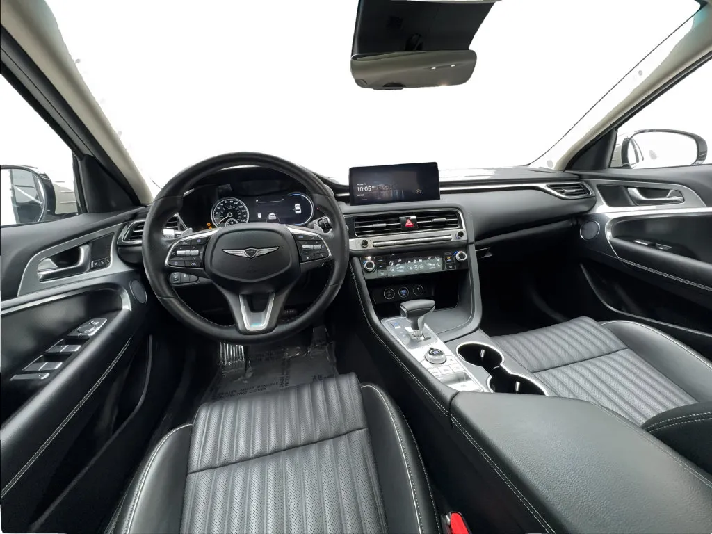 Genesis G70 photo 37